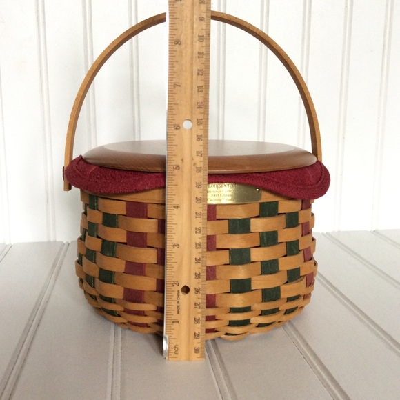 Longaberger 2003 Christmas Caroling Basket🎄 - Picture 3 of 16